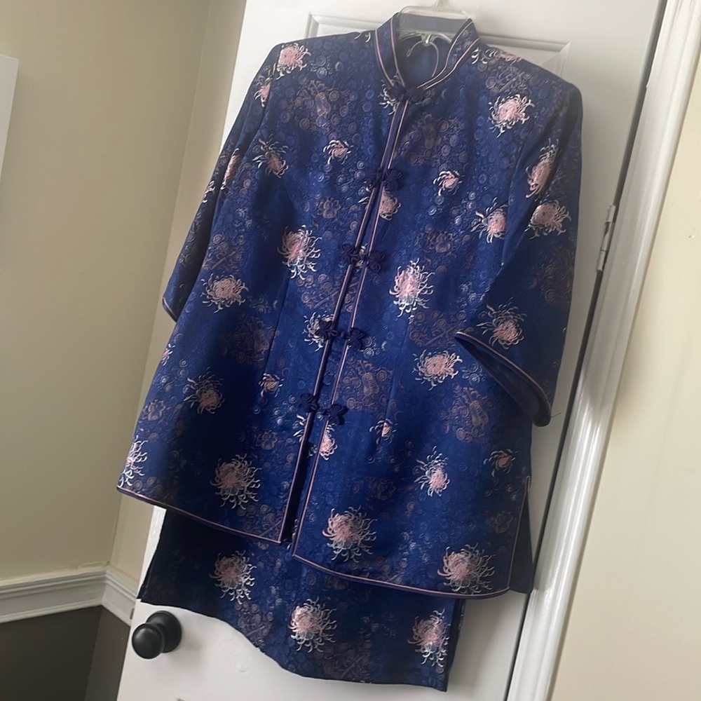 Asian 2pc suit